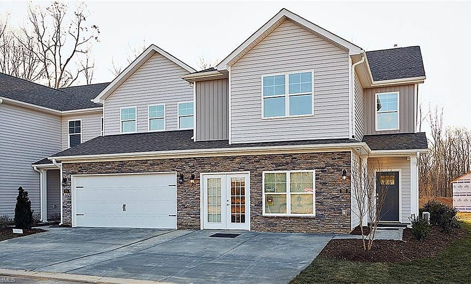 1st image of 111 Stamm Dr #13