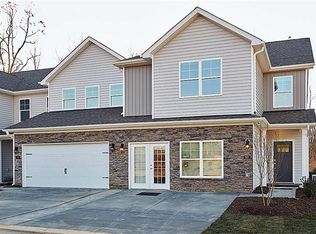1031 Henson Park Dr #39, Greensboro, NC 27455