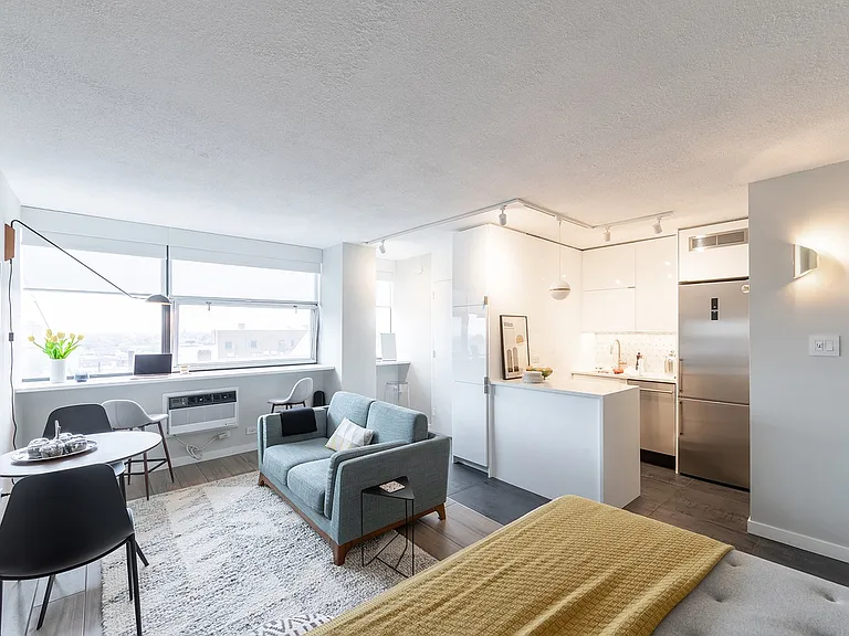 3110 N Sheridan Rd #1708 — Photo 9