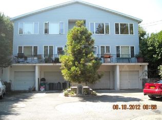 147 Meadow Ln, New Rochelle, NY 10805