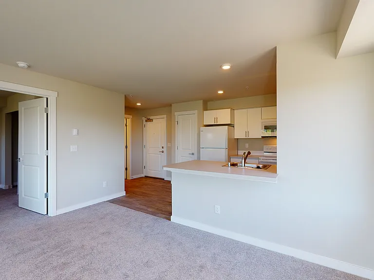 The Landing at Harbor Pointe — Photo 31