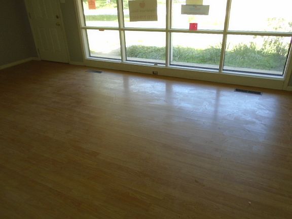 4th image of 17771 Anthony Ave