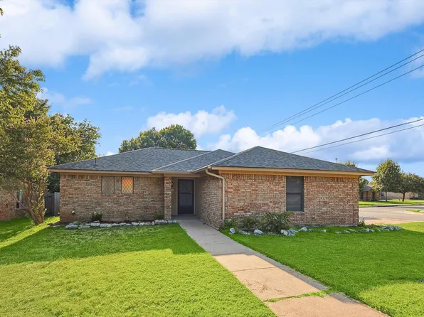 6637 Old Whitley Rd, Watauga, TX 76148