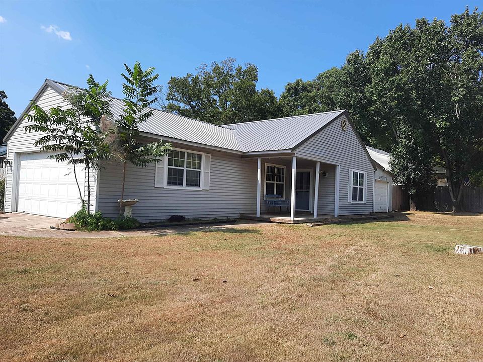 house リスト ① 701 Clarence St, Mountain View, AR 72560 [Price Cut $3,000] | Zillow