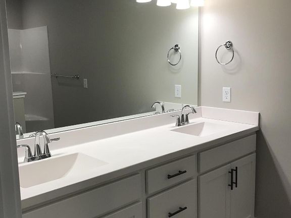 5th image of 5365 Penrose Ln #73