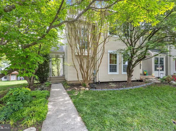 8116 Crabapple Ln, Gaithersburg, MD 20879