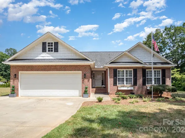 520 Rhodes Ave, Kings Mountain, NC 28086