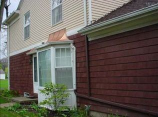 47 Linswood St, Monroe, MI 48162