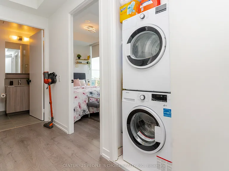 950 Portage Pkwy #205 — Photo 35