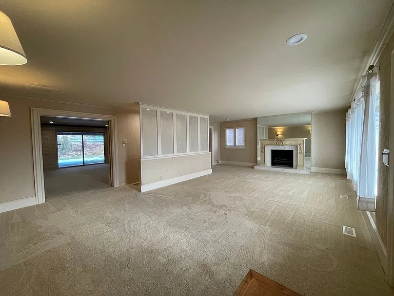 1124 Birch Ln — Photo 9