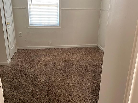4th image of 1206 Grant Ave
