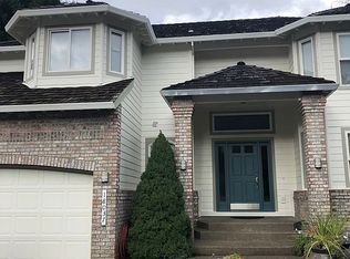 18037 SW Ingrid Ter, Beaverton, OR 97007