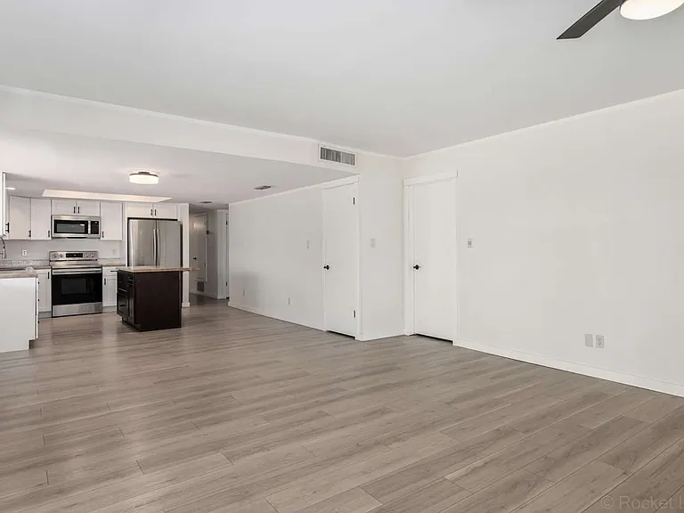 14053 N Hampstead Dr — Photo 46