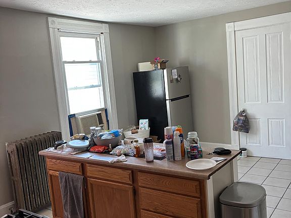 2nd image of 510 Tafel St