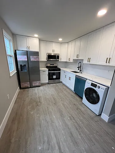 728 Quince Orchard Blvd #T1 Photo 1