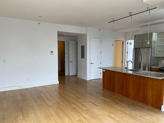 Rented by City View Living | media 32