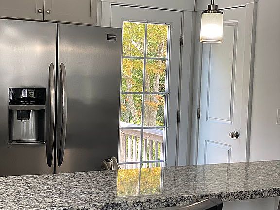 5th image of 12 Park Ave Unit 9