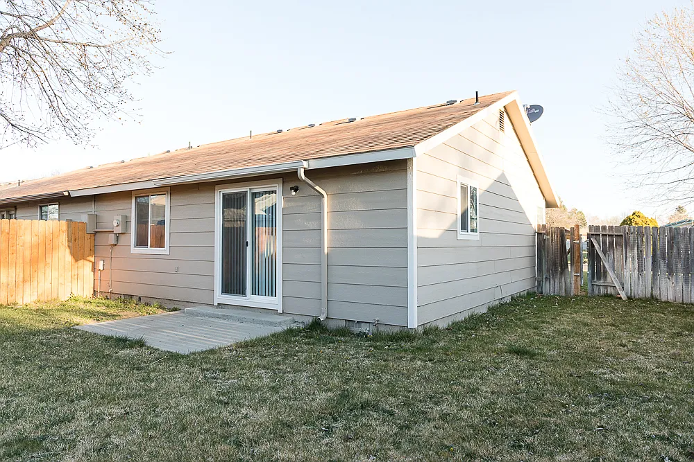 Devine Property - 1158 SW 14th Ave - 1 — Photo 2