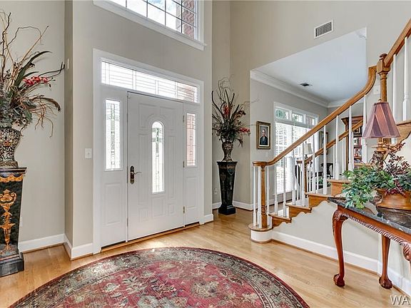 4th image of 2904 Lake Cove Cir