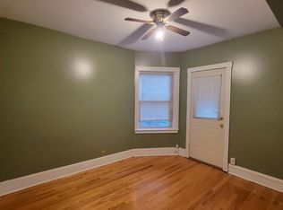 5807 N Artesian Ave #2, Chicago, IL 60659