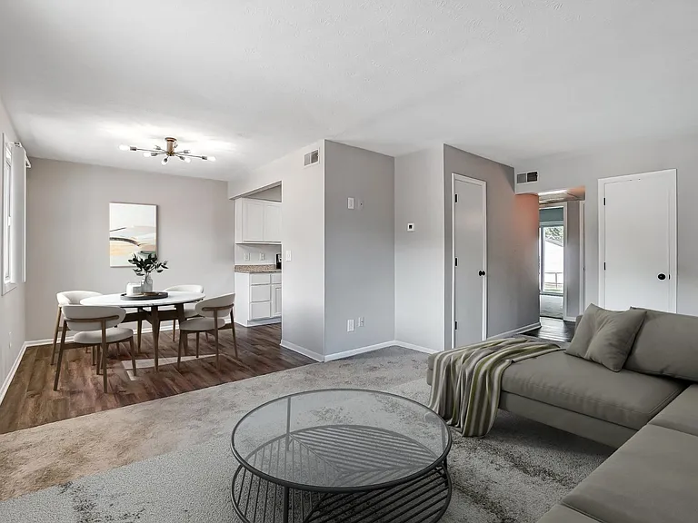 Northcrest Garden Apartments — Photo 15