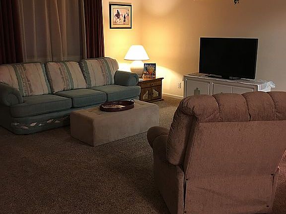 4th image of 2934 Palisades Dr