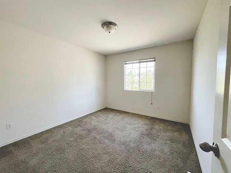 8100 88th St NE — Photo 16