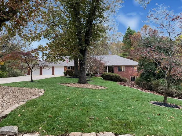 9509 Brooks Dr, Rogers, AR 72756