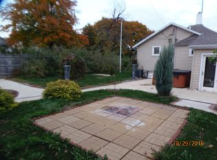 1238 9th St NW, Cedar Rapids, IA 52405