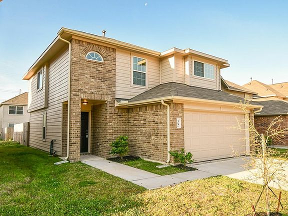 3rd image of 12046 Pia Dr