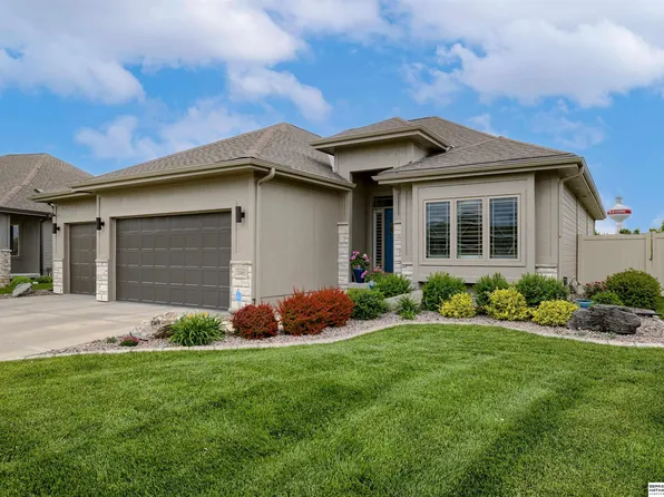 20463 Taylor St, Elkhorn, NE 68022