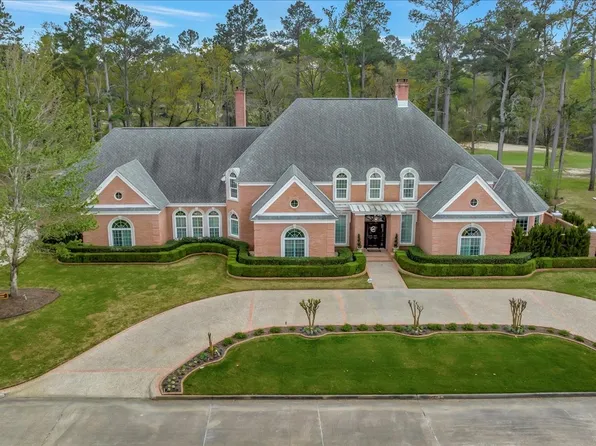 200 Deerfield Dr, Lufkin, TX 75901