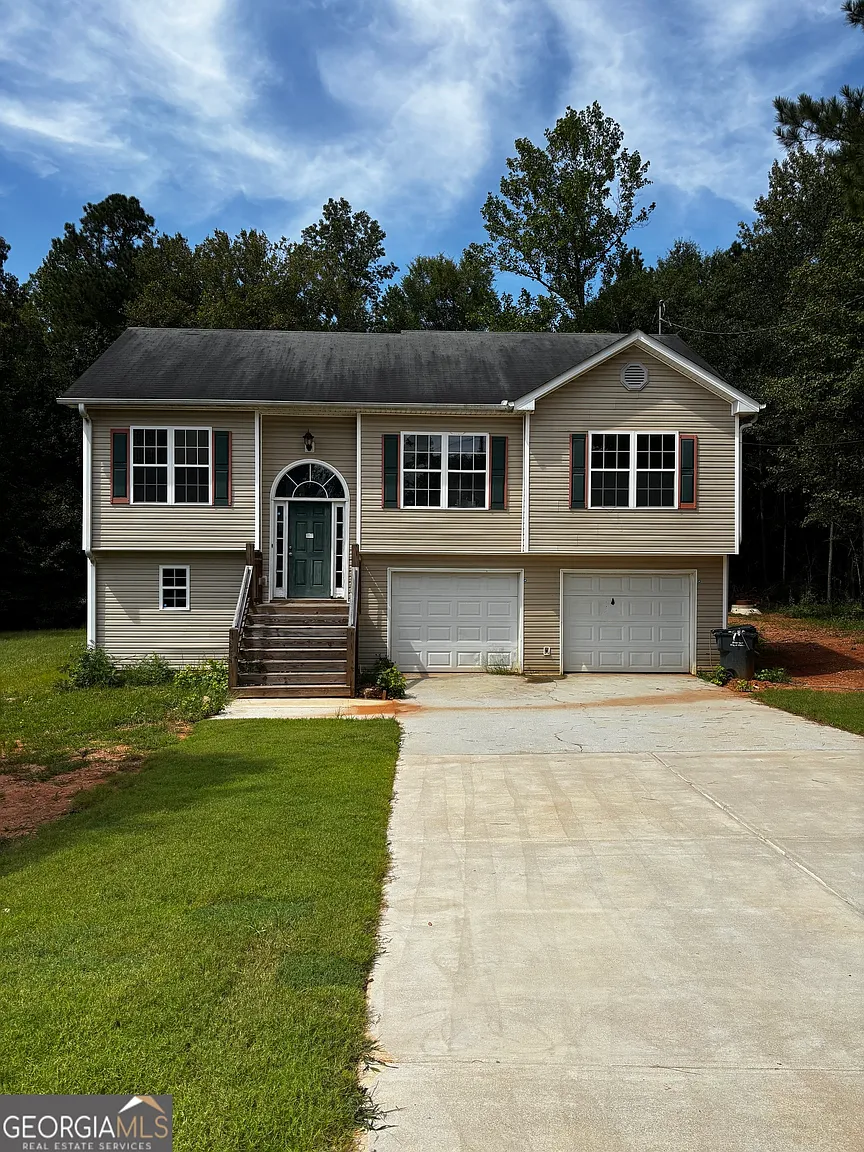 142 Longstreet Cir photo 1
