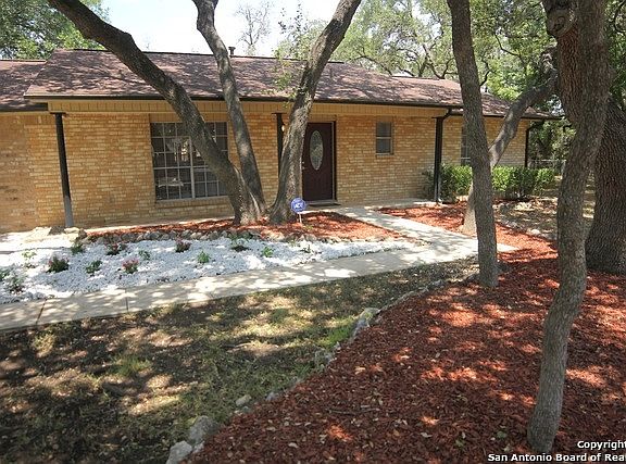 2nd image of 2219 Pipestone Dr