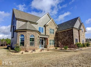 335 Grandmas Ln, Fayetteville, GA