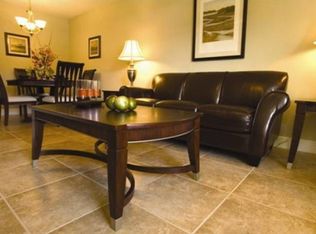 200 Quail Forest Blvd APT 103, Naples, FL 34105