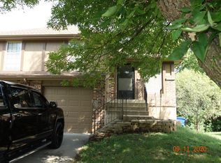12814 S Blackfoot Dr #12814, Olathe, KS 66062