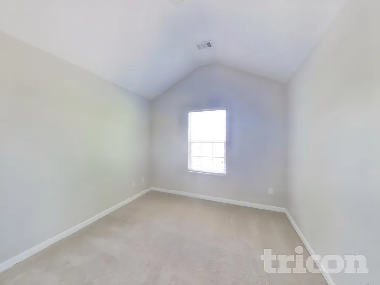 4370 Rainer Dr — Photo 16