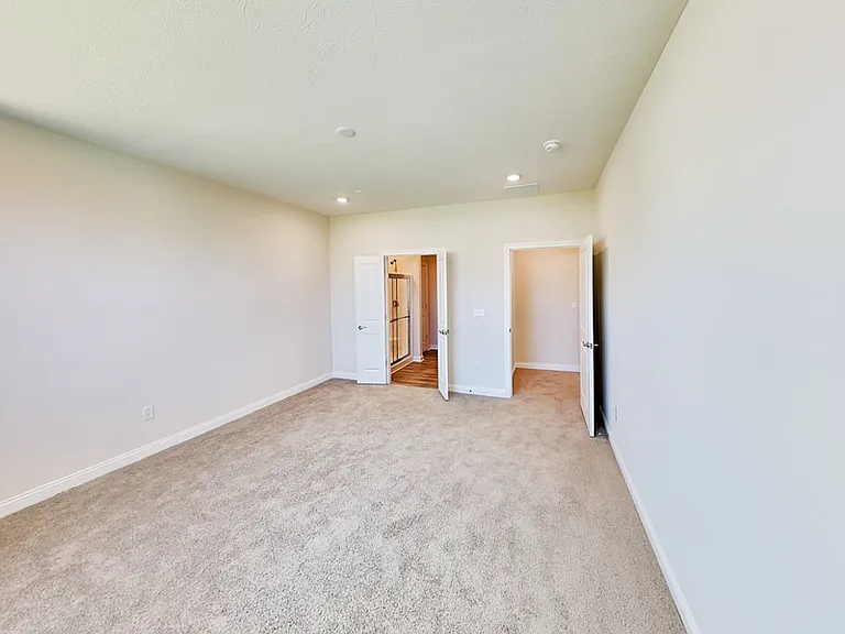 8842 Faulkner Dr — Photo 10