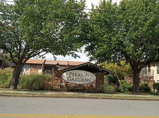 427 S Perkins Rd APT 1, Memphis, TN 38117