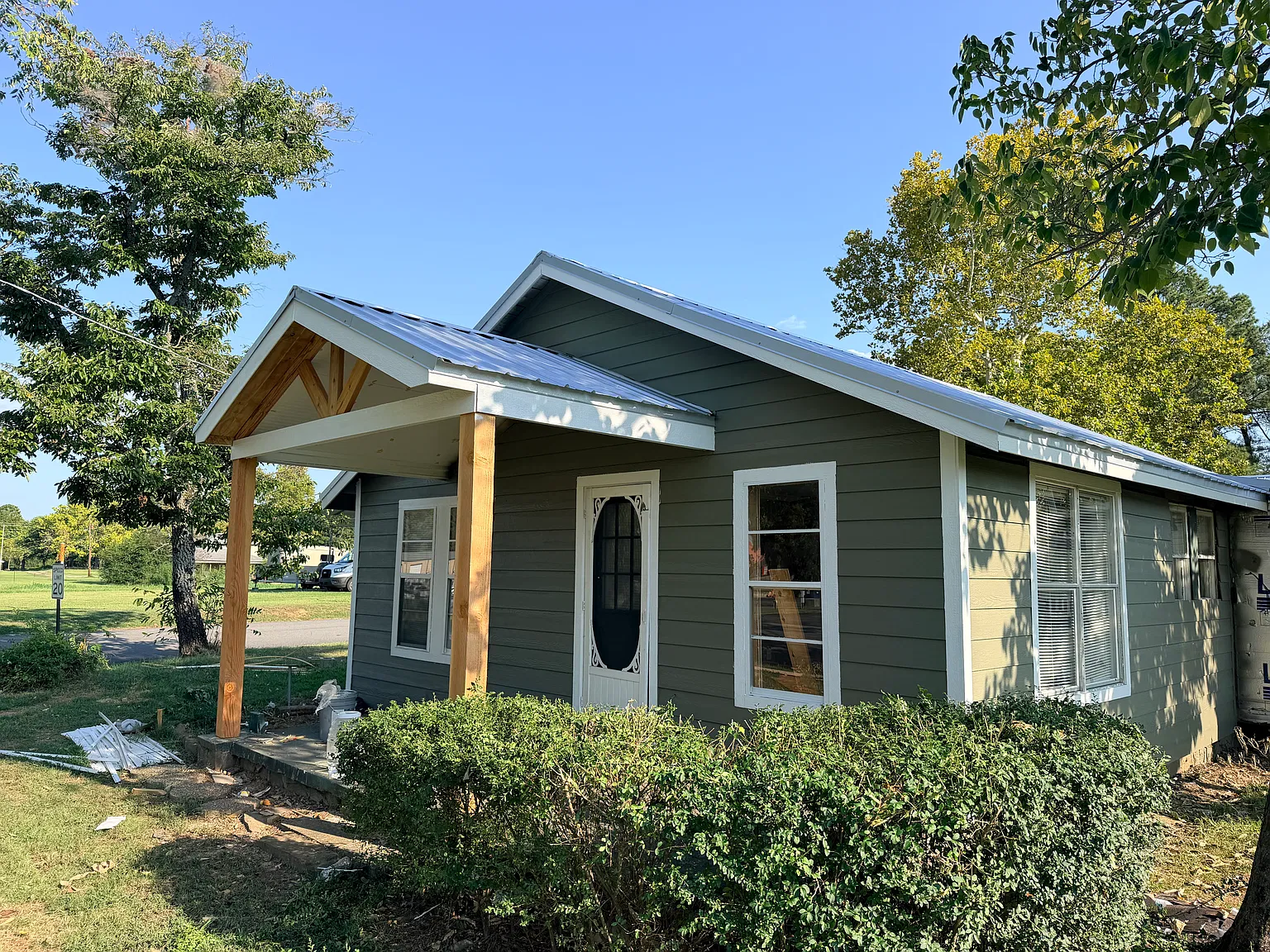 2 bed, 900 sqft, $950 — Photo 2