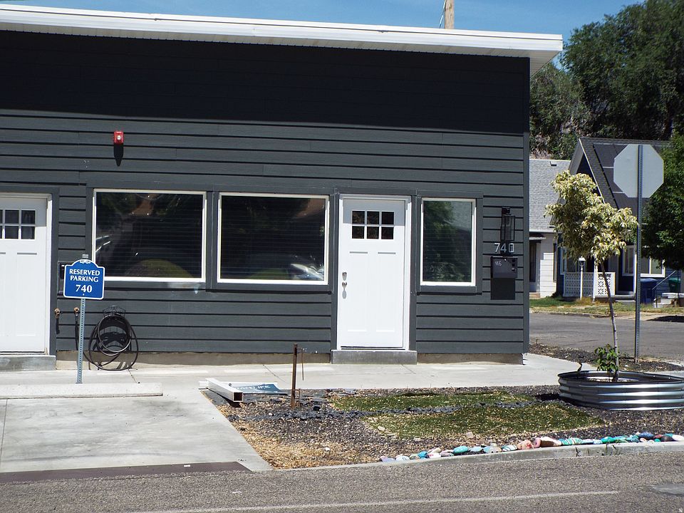 1st image of 740 28th St