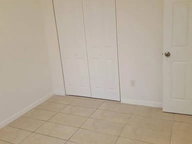 2900 NW 42nd Ave #A407 — Photo 14