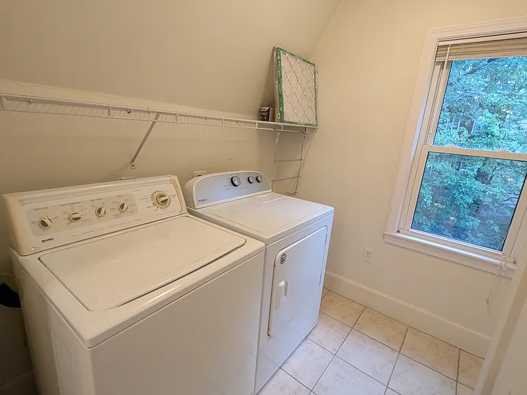 1900 Washington St #3 — Photo 26