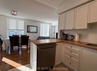 28 Douro St Unit 223, Toronto, ON M6K 3M4