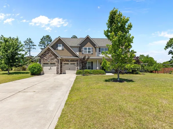 870 Kentucky Derby Ln, Lillington, NC 27546