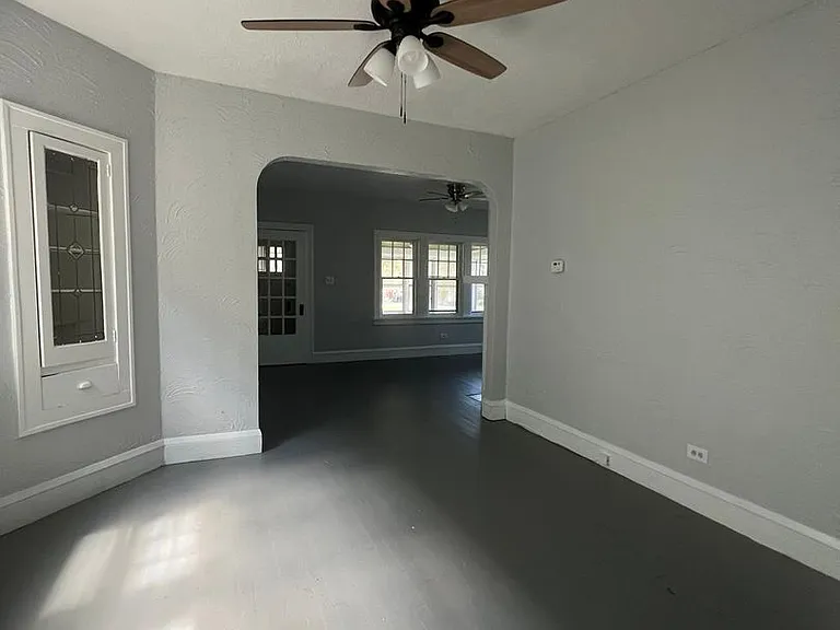 1639 Avalon Rd — Photo 10