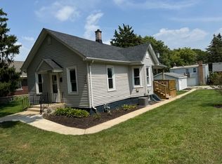 708 Summit St, Joliet, IL 60435