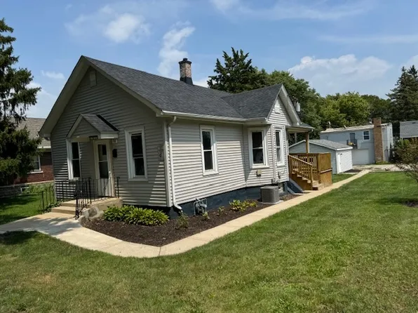 708 Summit St, Joliet, IL 60435