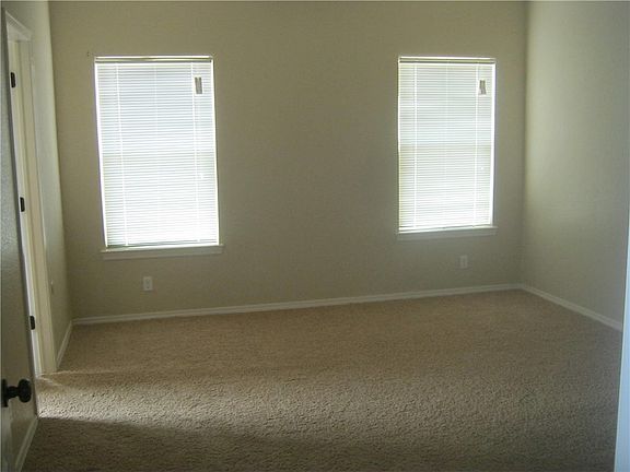 4th image of 5613 Ireland Dr